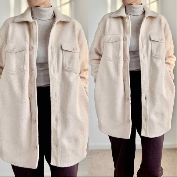 Cozy Fleece Shacket with pockets- ECRU - Picture 4 of 7